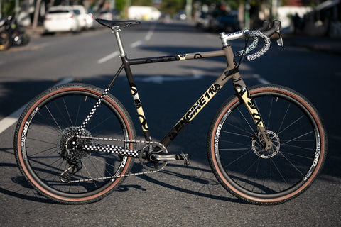 Engine11 Gravel with SRAM AXS Mullet Groupset
