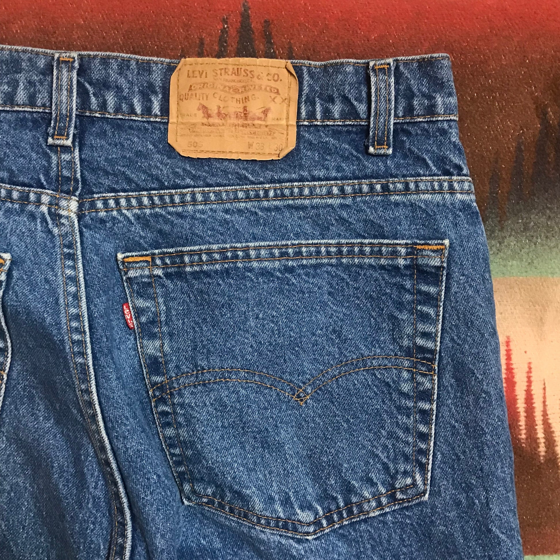 1980s Levi's 505 Jeans Made in USA Size 36x28 – People's Champ Vintage