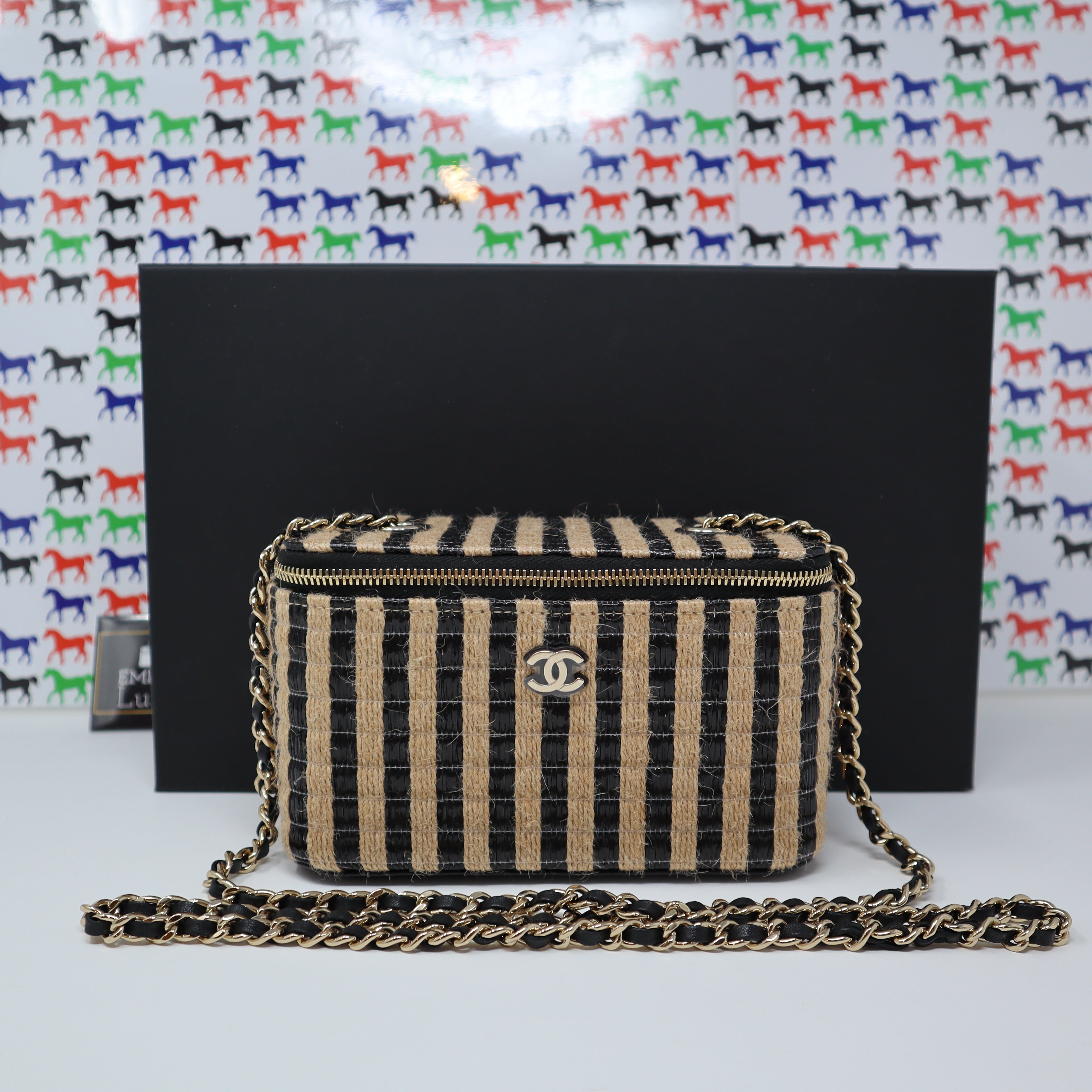 chanel vanity with chain raffia