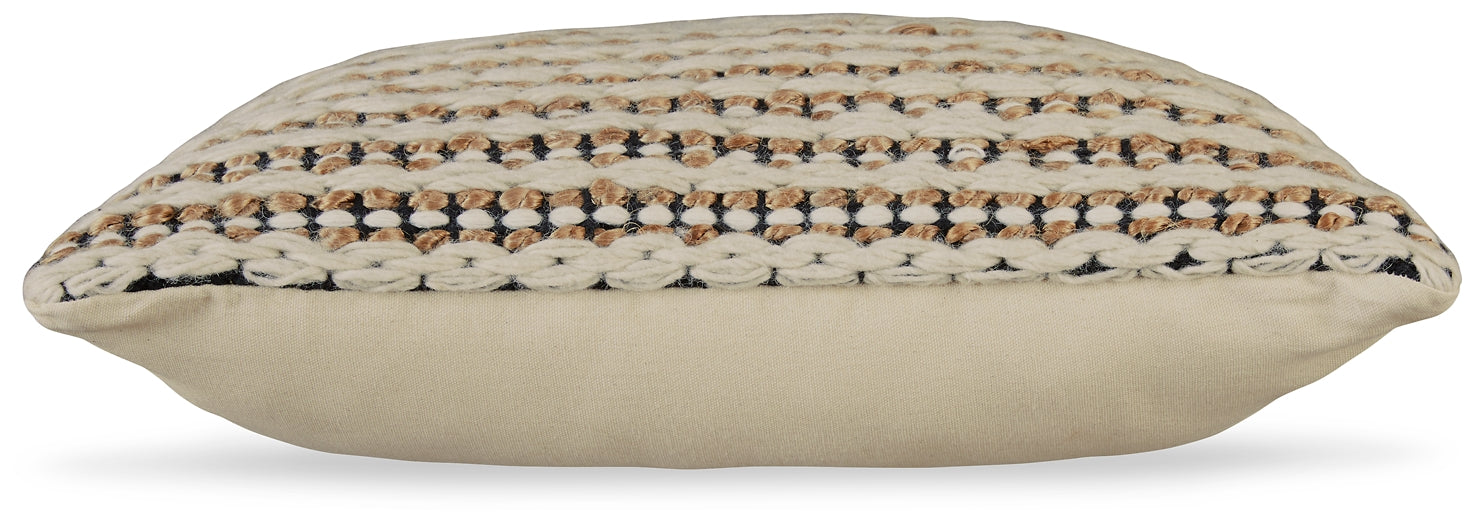 Nealington's Exquisite Pillow