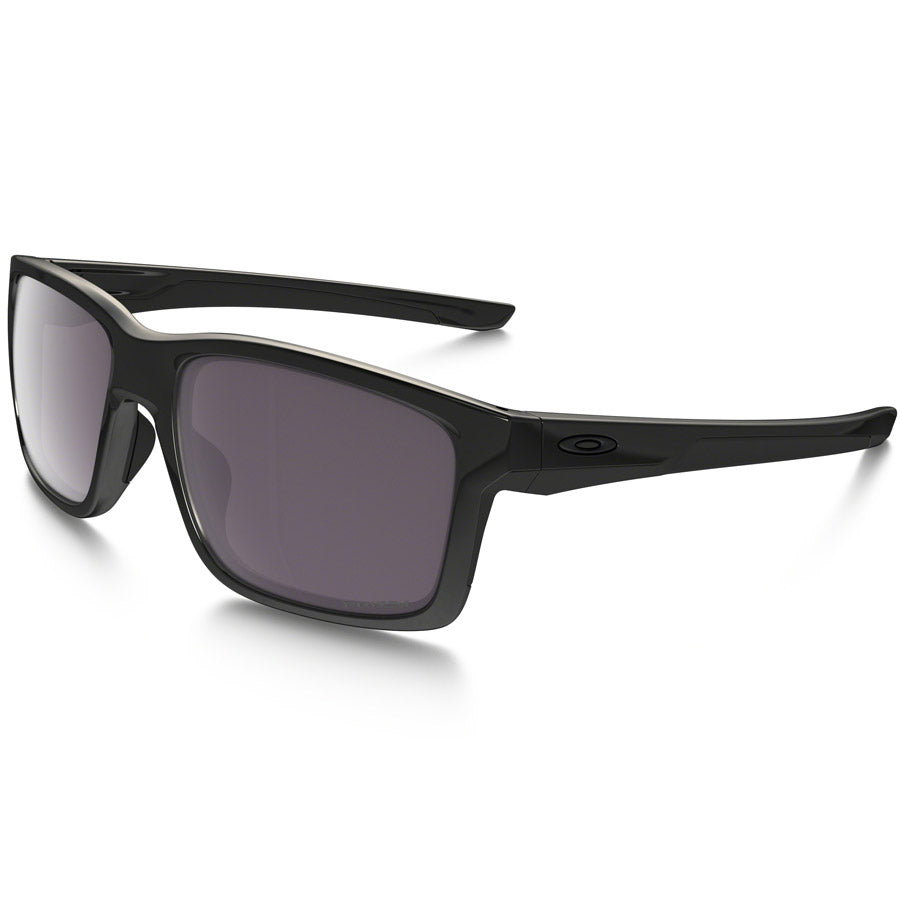 Oakley Mainlink Sunglasses - Polished Black Prizm Daily Polarized |  All4cycling