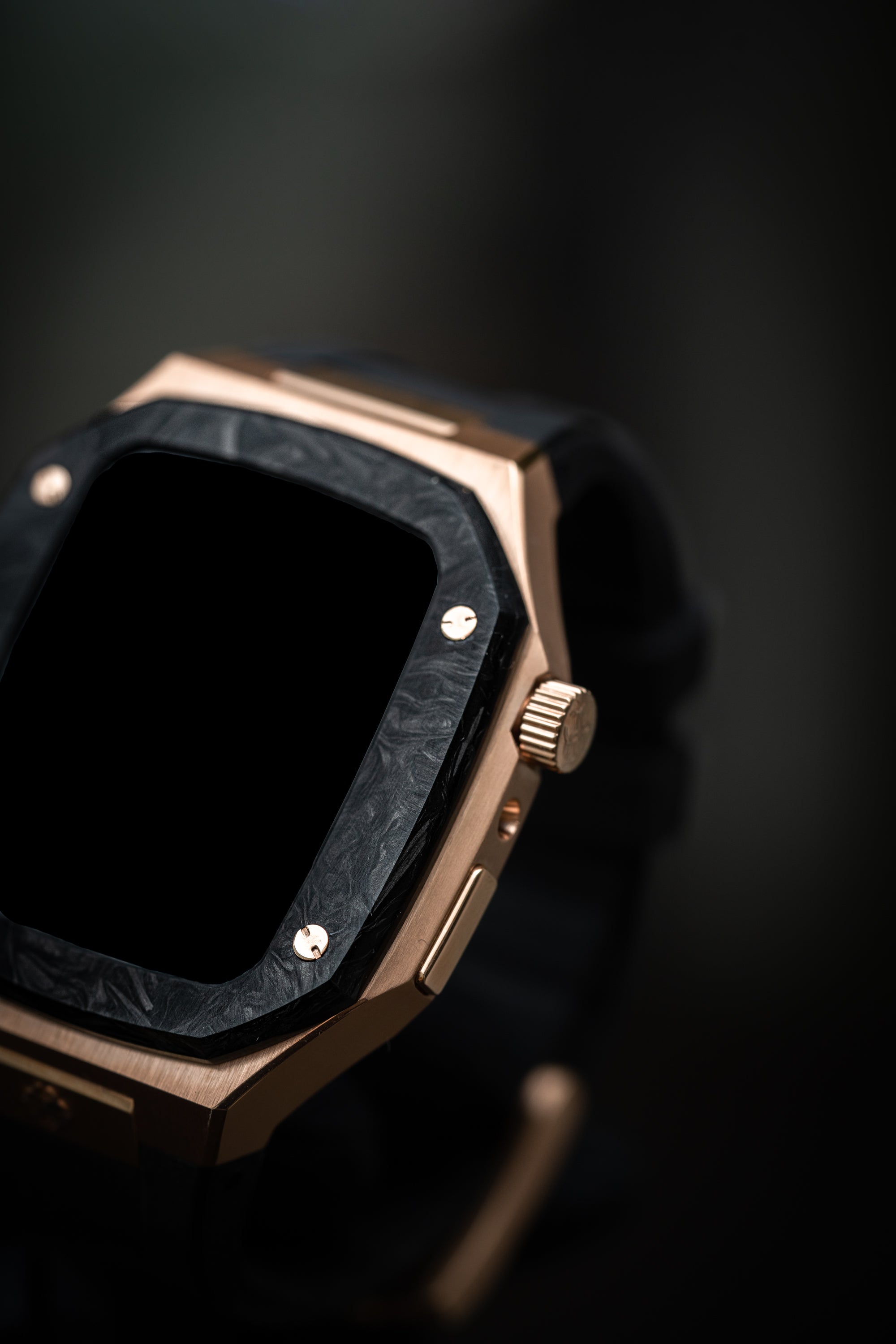 Apple Watch カーボンケース 黒　ゴールデンコンセプト装着方法