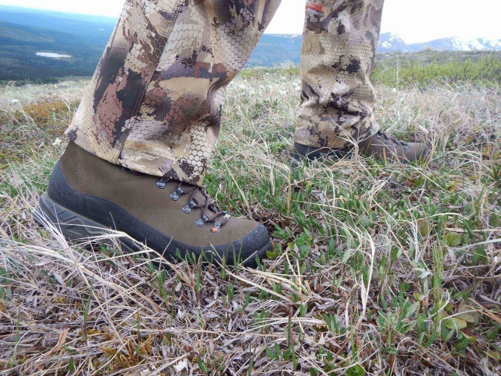 LAST FRONTIER GARDEN: Bunny Boots: the choice of champions (in Alaska)