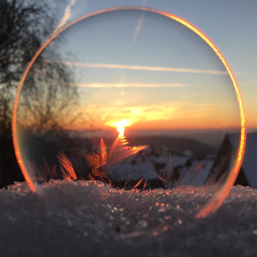 Frozen Bubble Photography