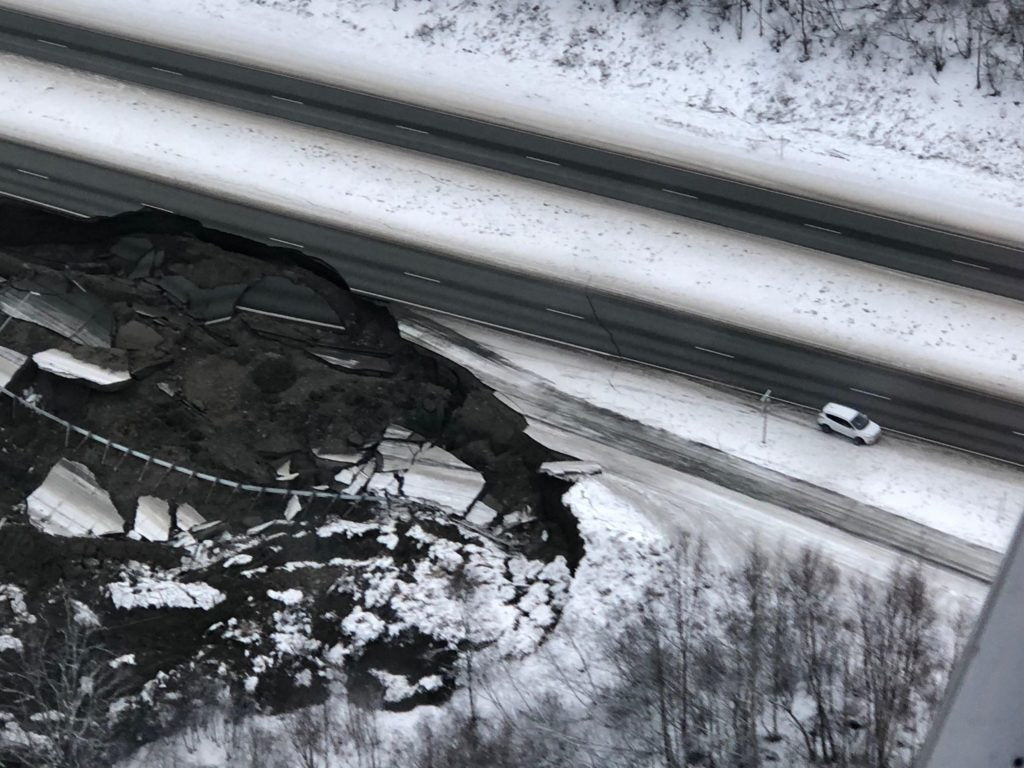 alaska earthquake