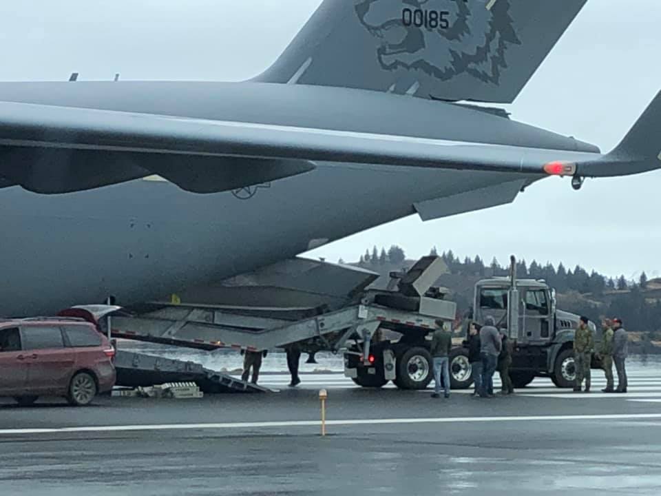 cca mk1 c17 unloading kodiak