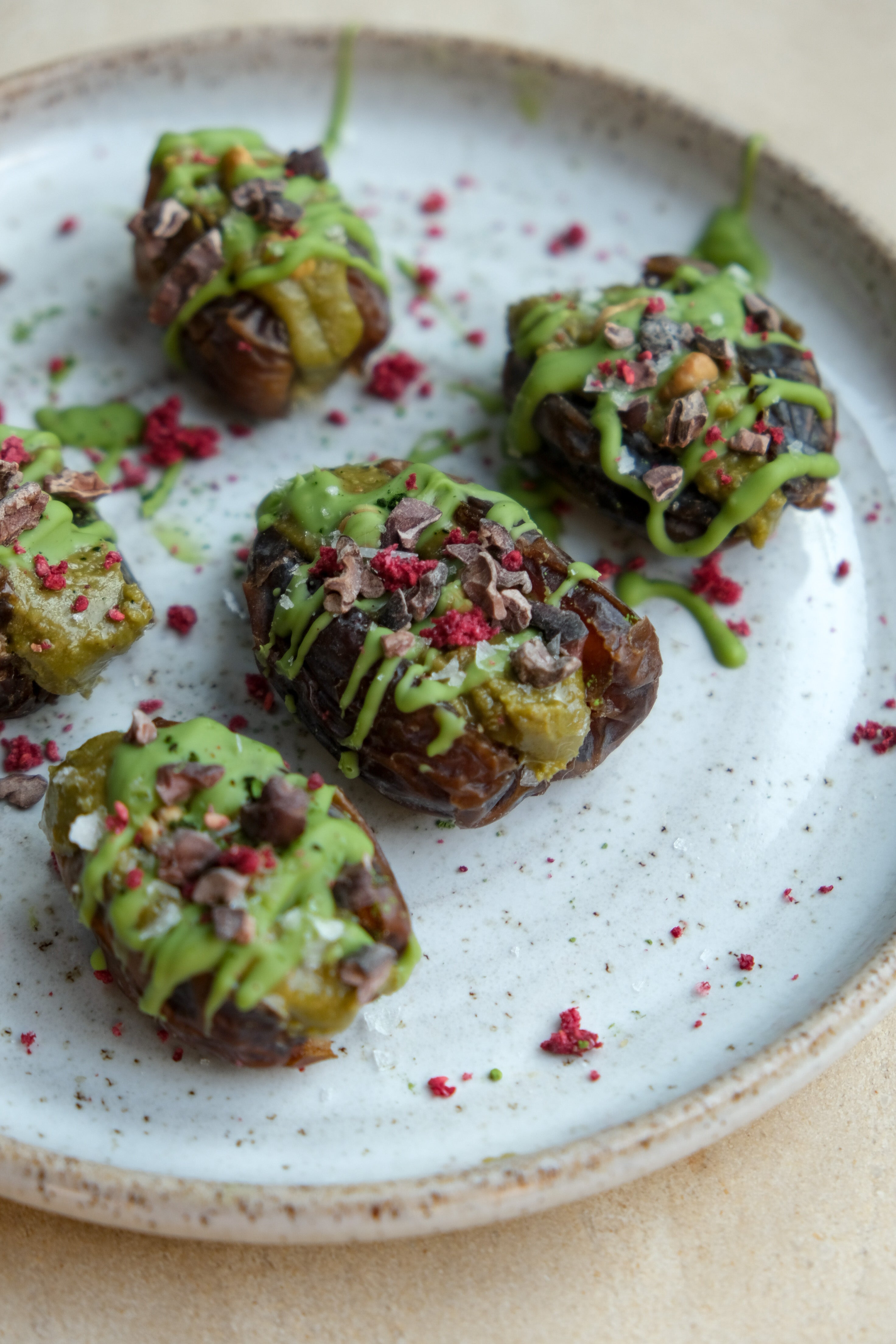 jenki matcha stuffed dates