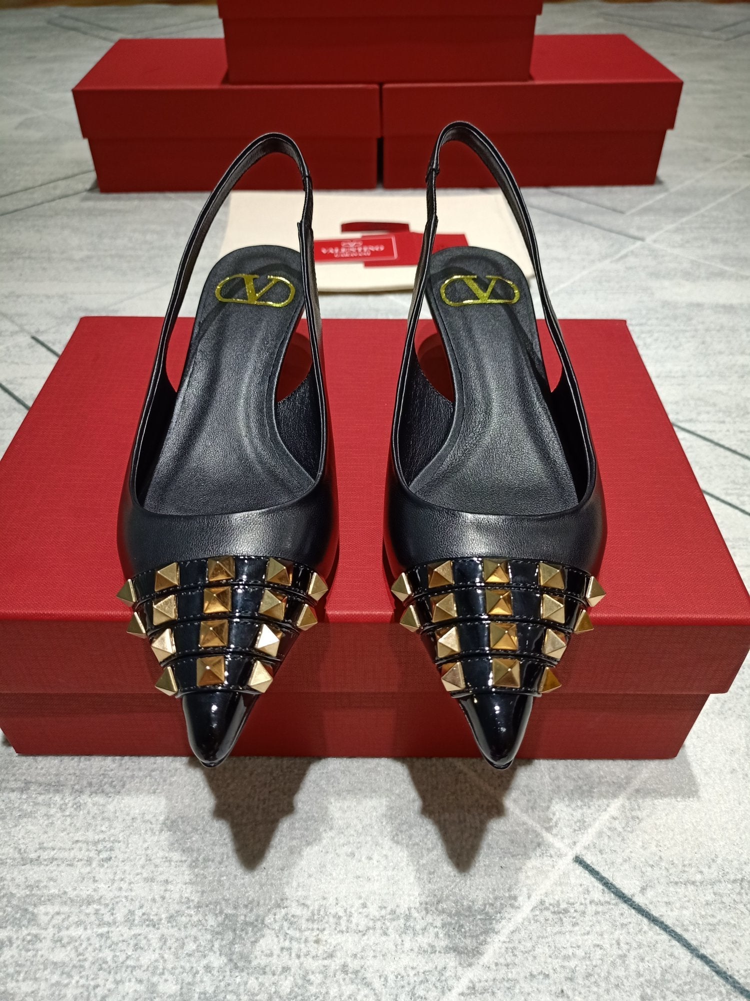 2022 New Valentino Ladies High Heel Casual Flat Sandal Slippers Women Shoes