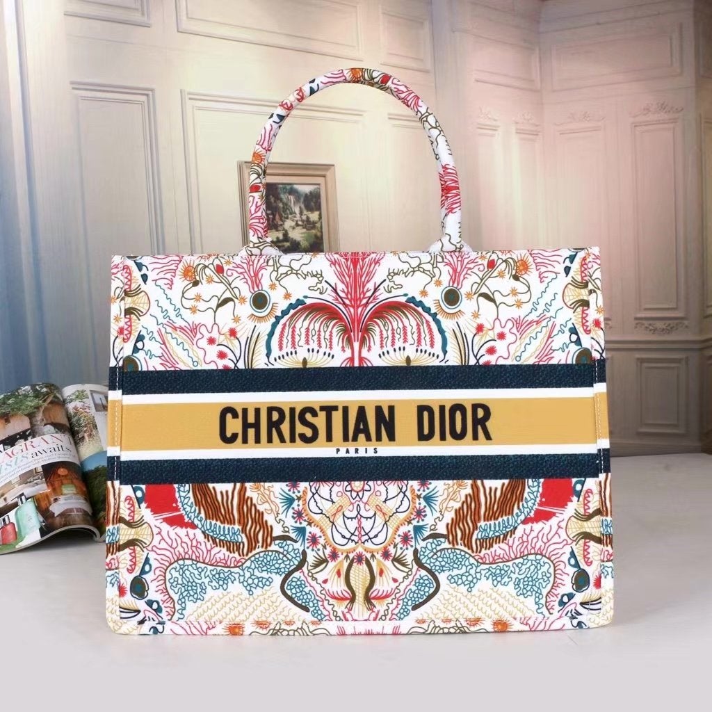 Dior classic fashion Women bag women's Fashion Shoulder Bag Handbag leisure backpack waist bag s