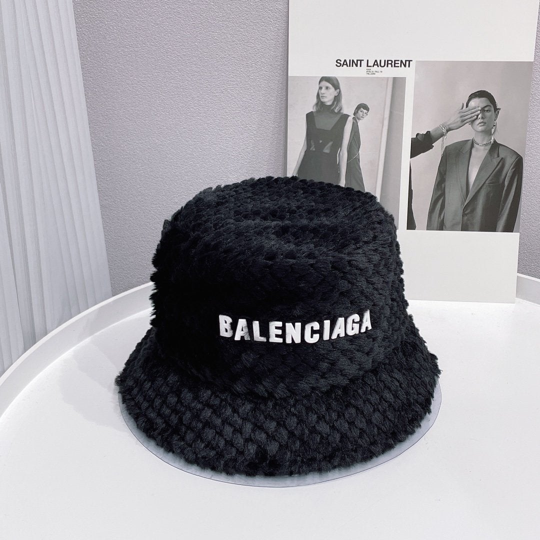 Balenciaga Men Women autumn winter simple letter Plush fisherman's hat is simple and generous, c