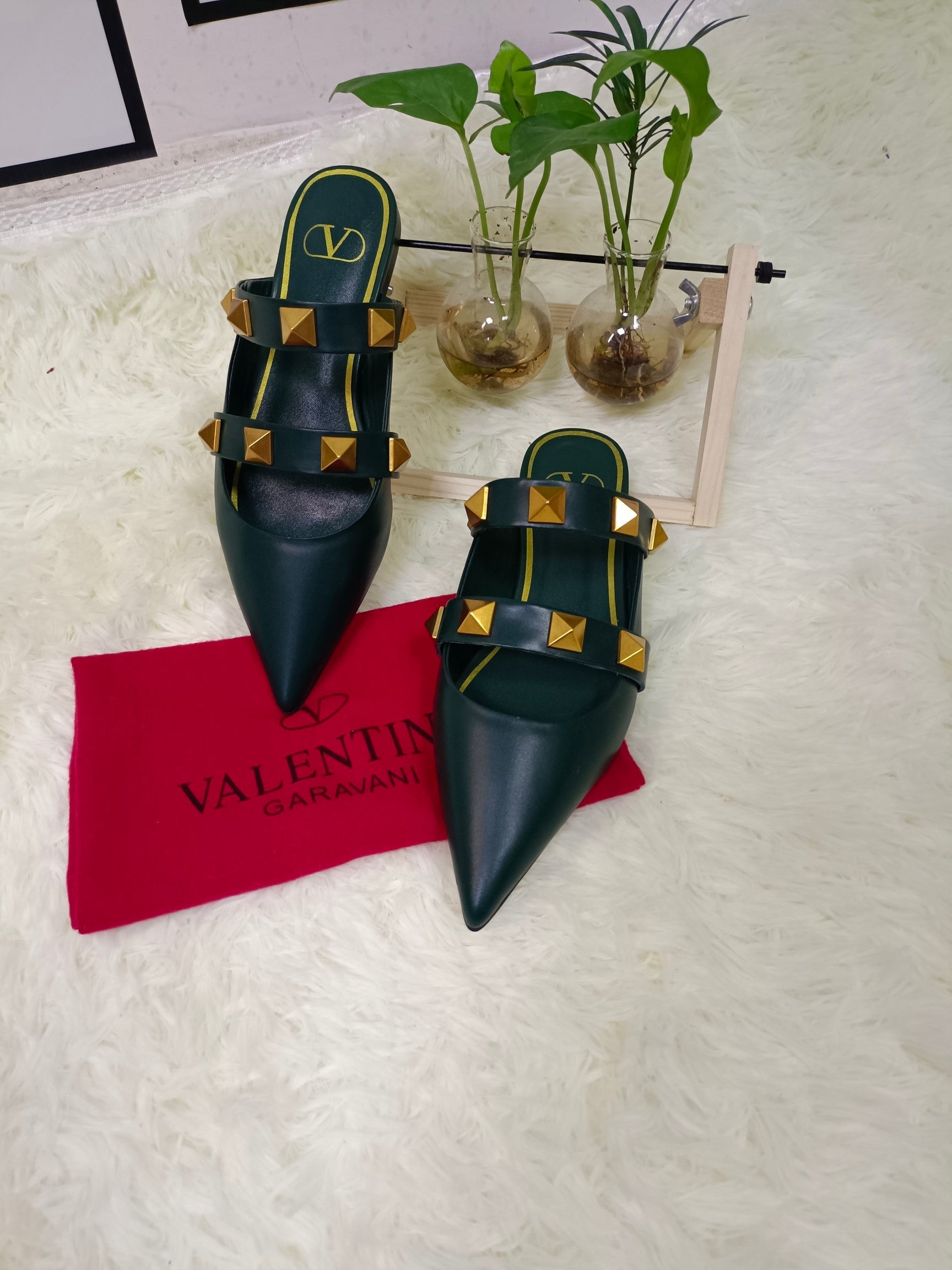 Valentino 2022 New Women Leather Fashion High Heeled Sandal Flat