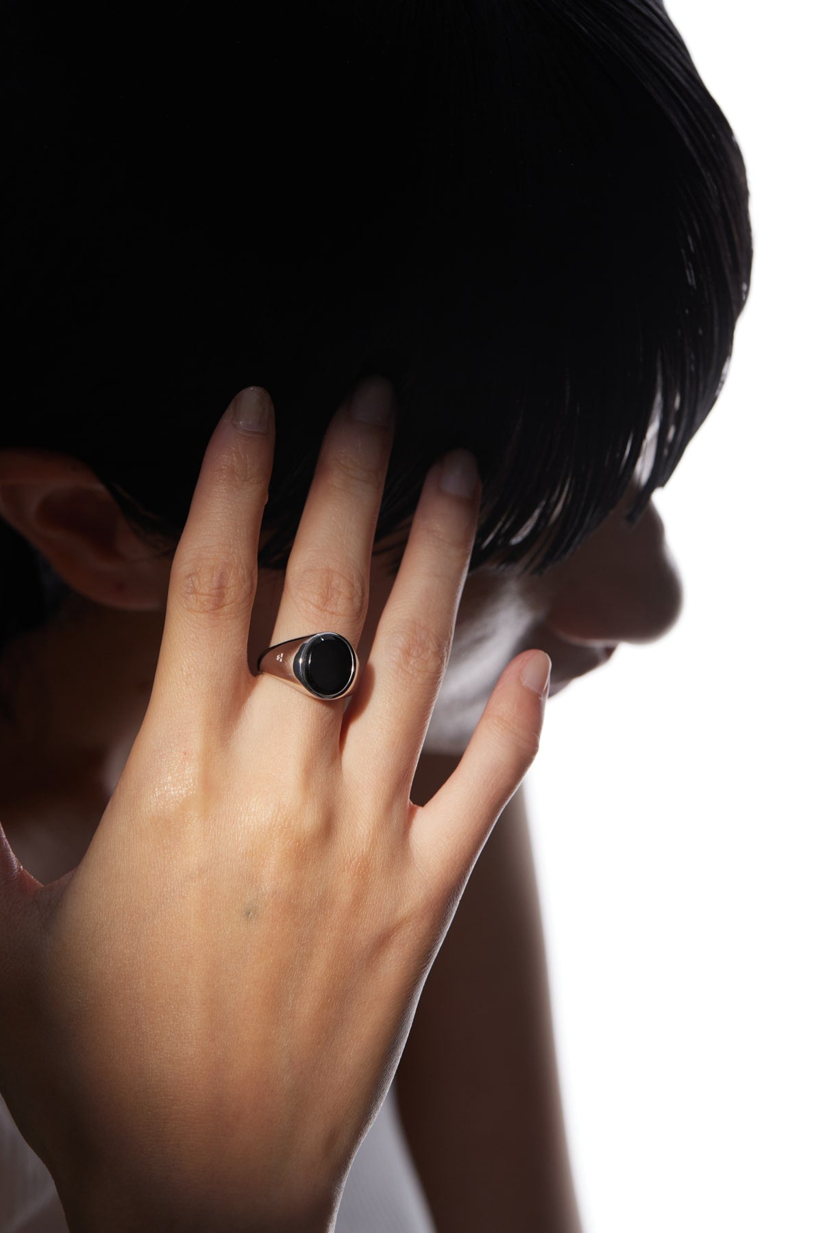 Tom Wood oval black onyx ring-