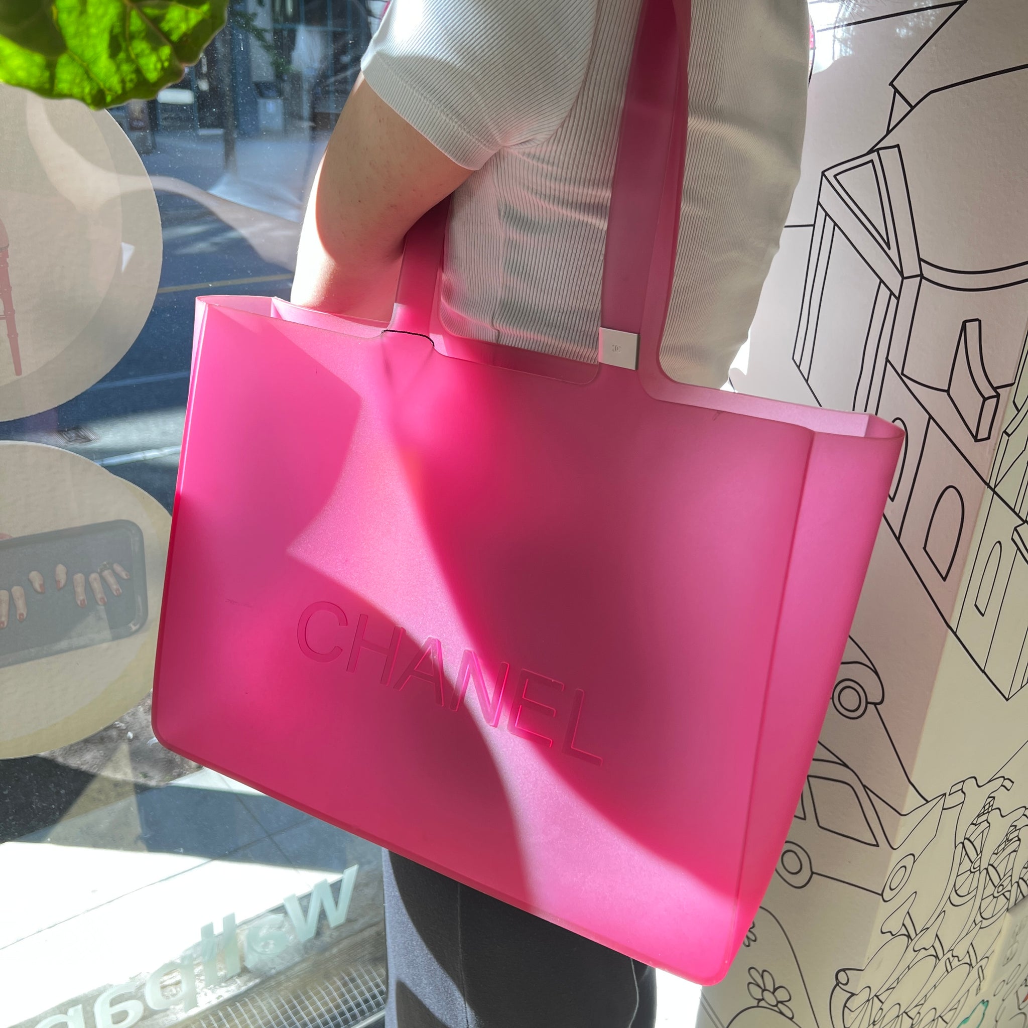 CHANEL Jelly Pink Logo Tote – Sheer Room