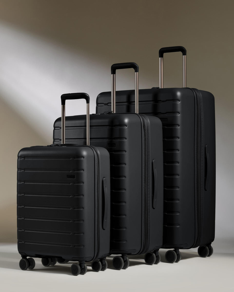 Expandable Carry-on Luggage Set in Midnight Black - Stamford 2.0