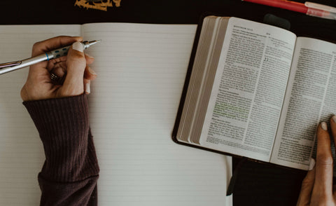 Using the Bible to start prayer journaling 
