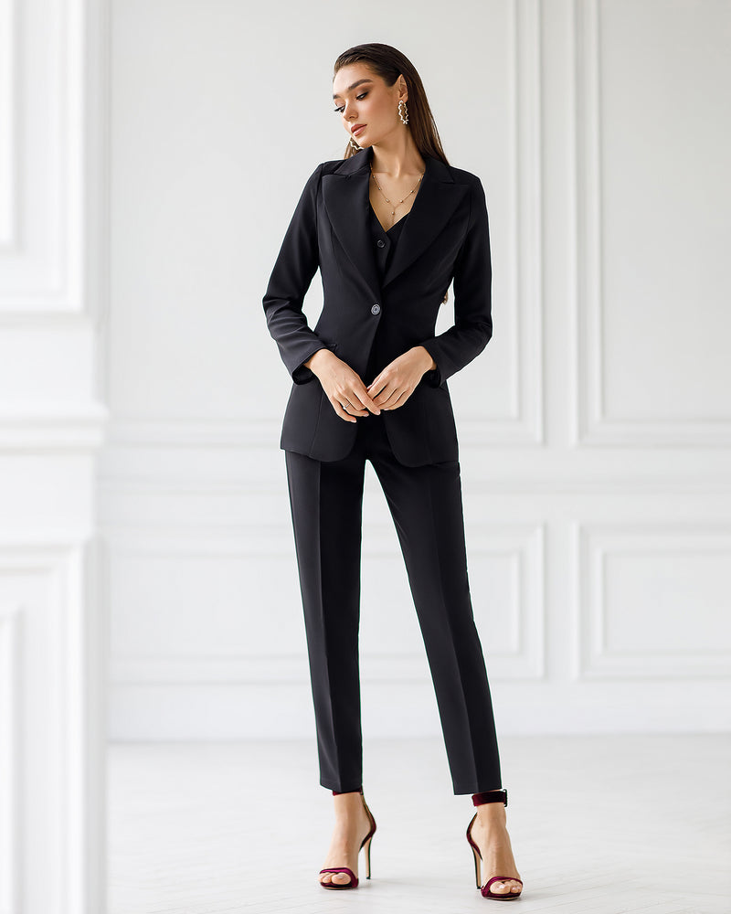 Black Office Slim-Fit 3-Piece Suit – ELAGIA