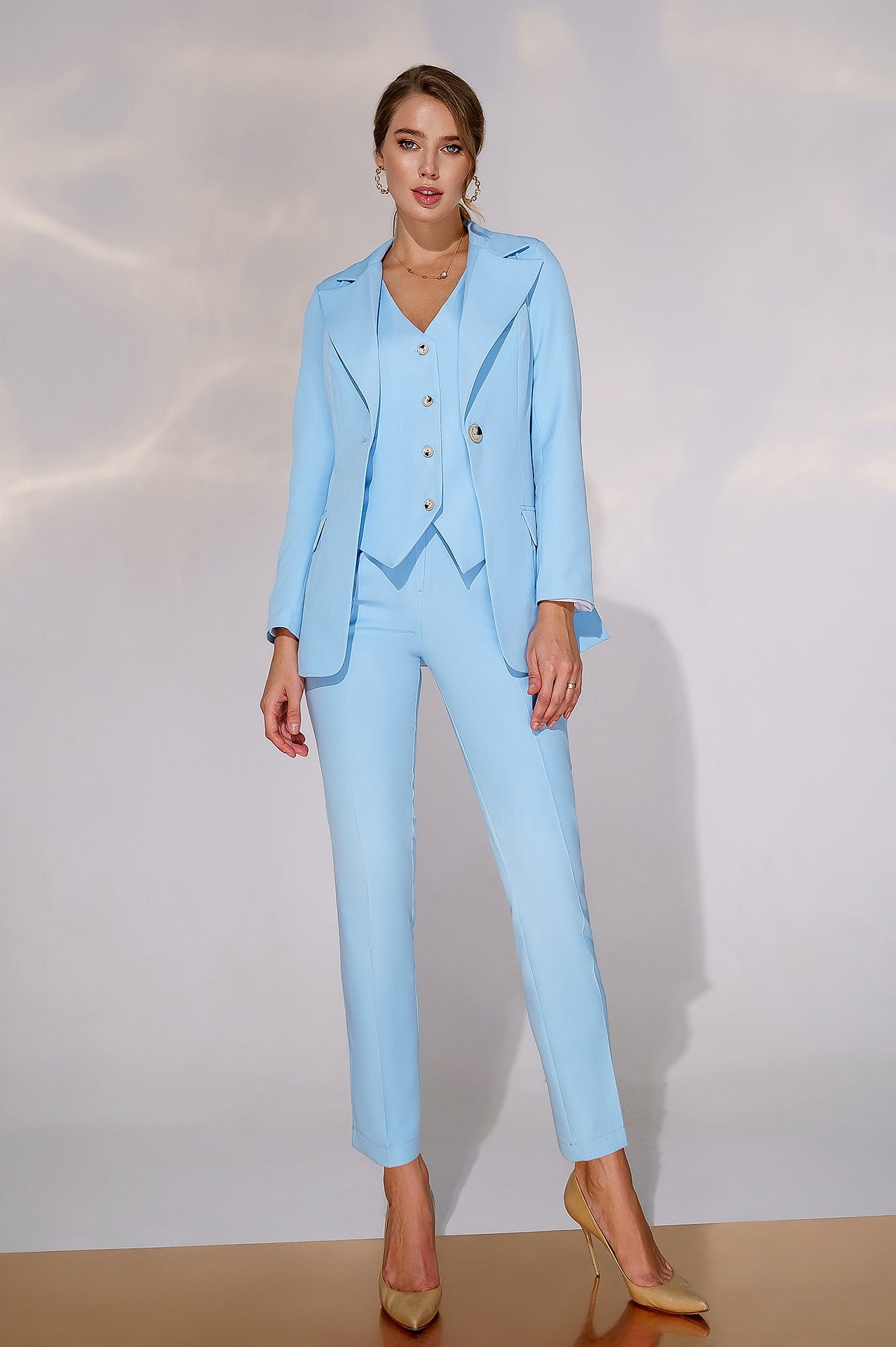 Sky-Blue Office Regular-Fit 3-Piece Suit – ELAGIA
