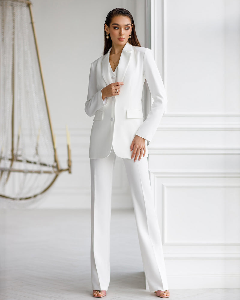 White Regular-Fit 3-Piece Suit – ELAGIA