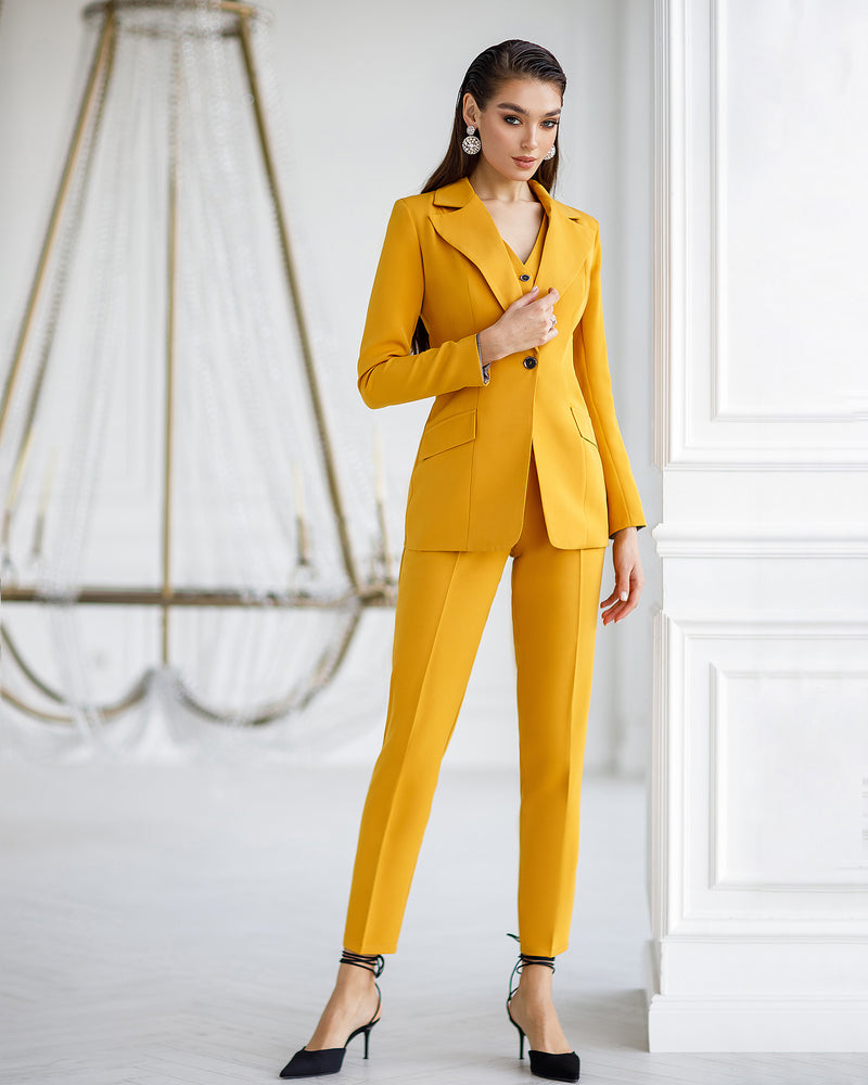 Mustard Office Slim-Fit 3-Piece Suit – ELAGIA