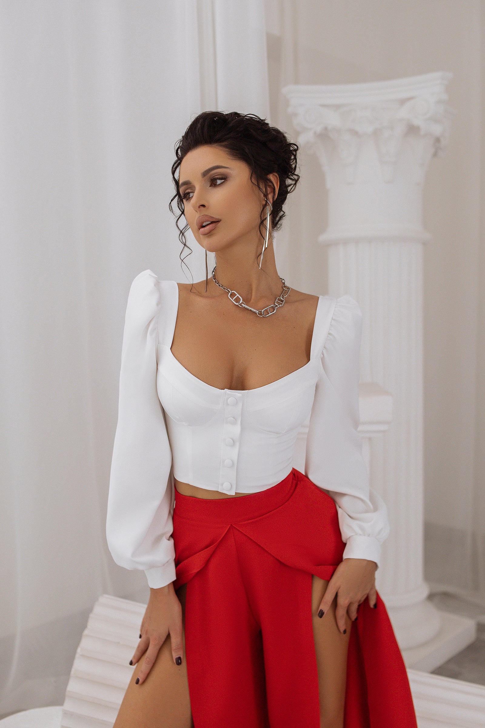 White Sweetheart Puff-Sleeve Blouse