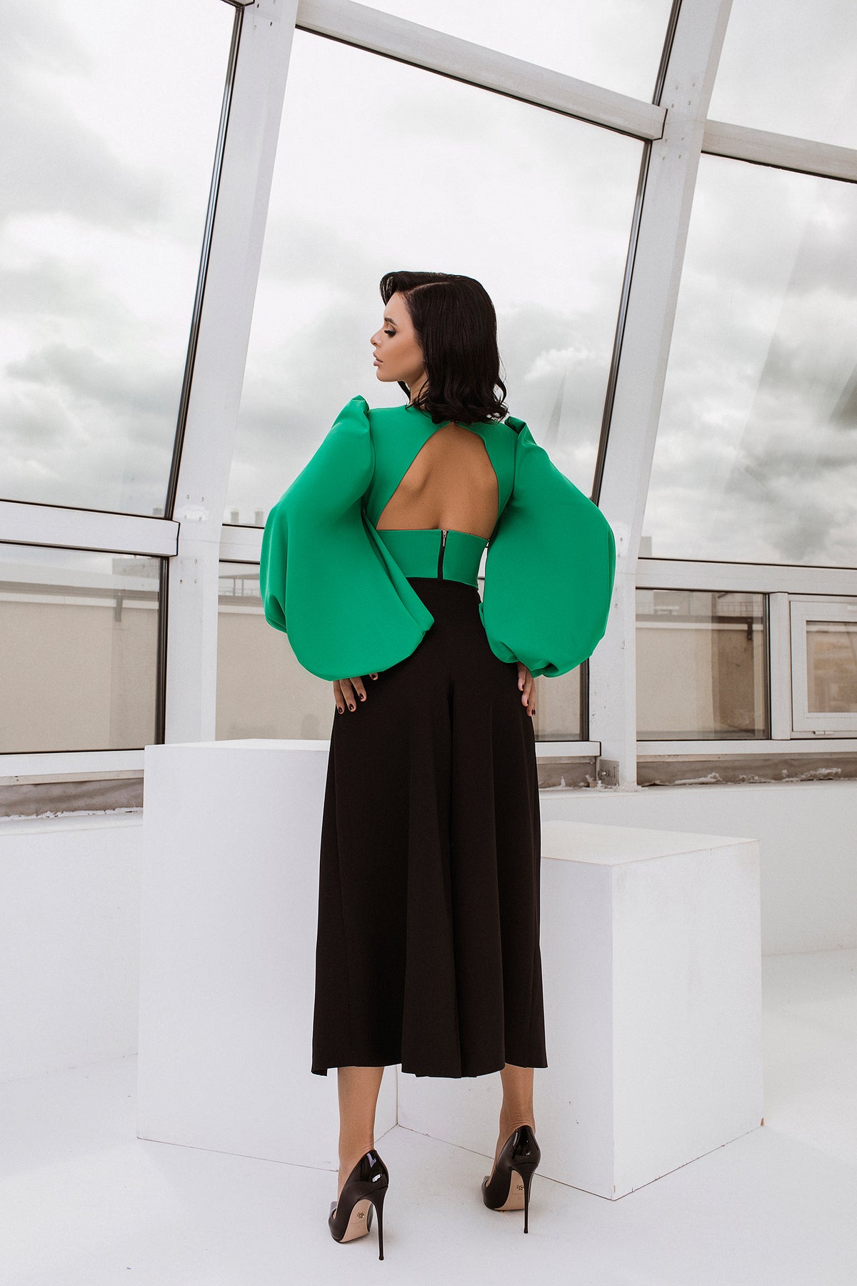 Green Puff Sleeve V-neck Blouse