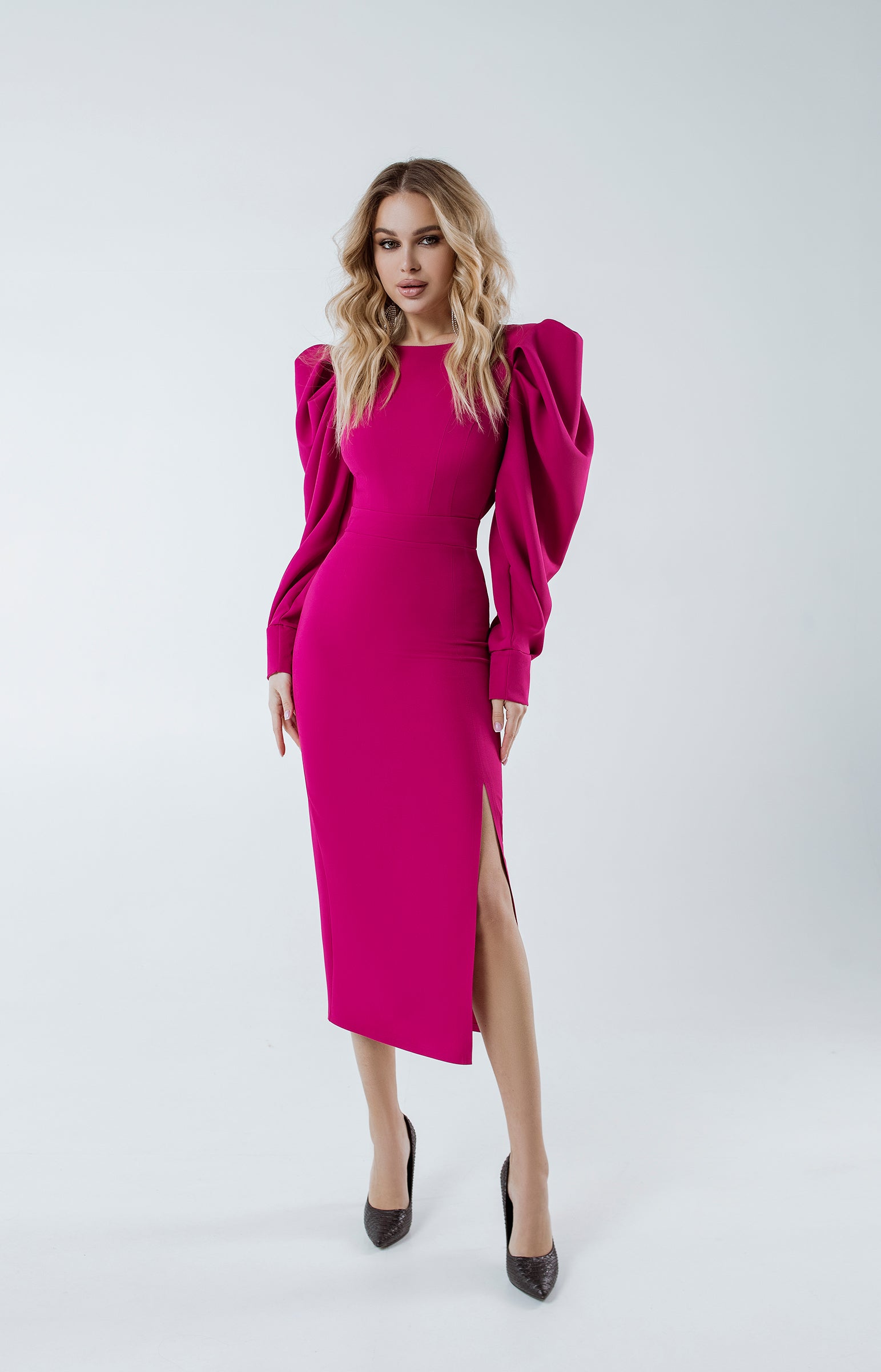 Crimson Backless Puff Sleeve Midi Dress