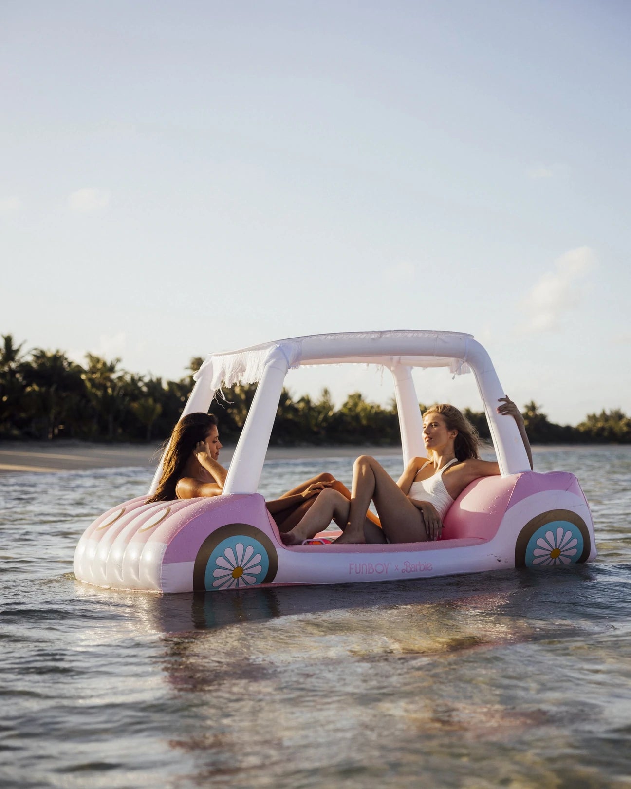 Erfgenaam Thriller statistieken FUNBOY x Malibu Barbie™ Golf Cart Pool Float – SipHipHooray