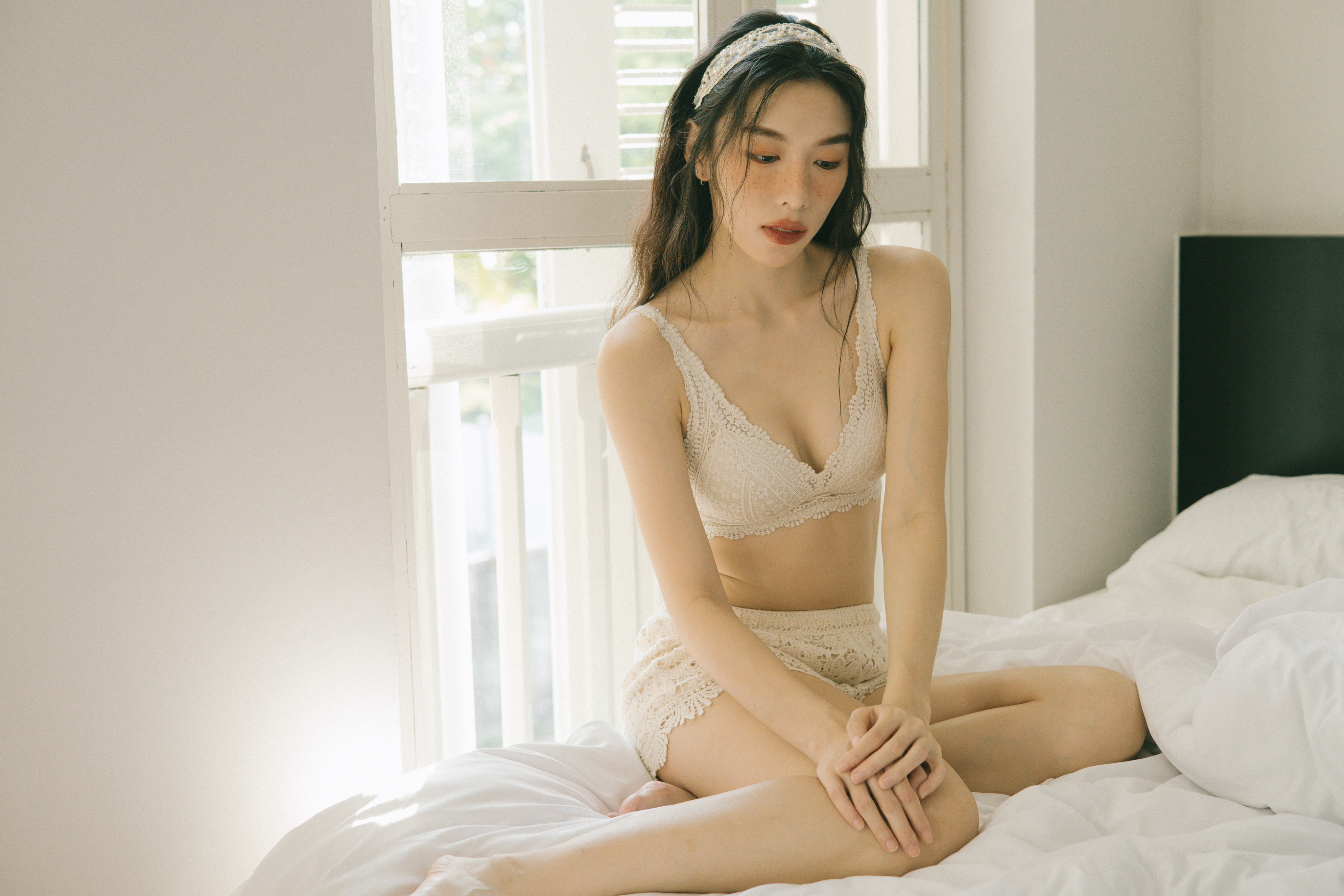 Belle Lūna • Lace Bralette