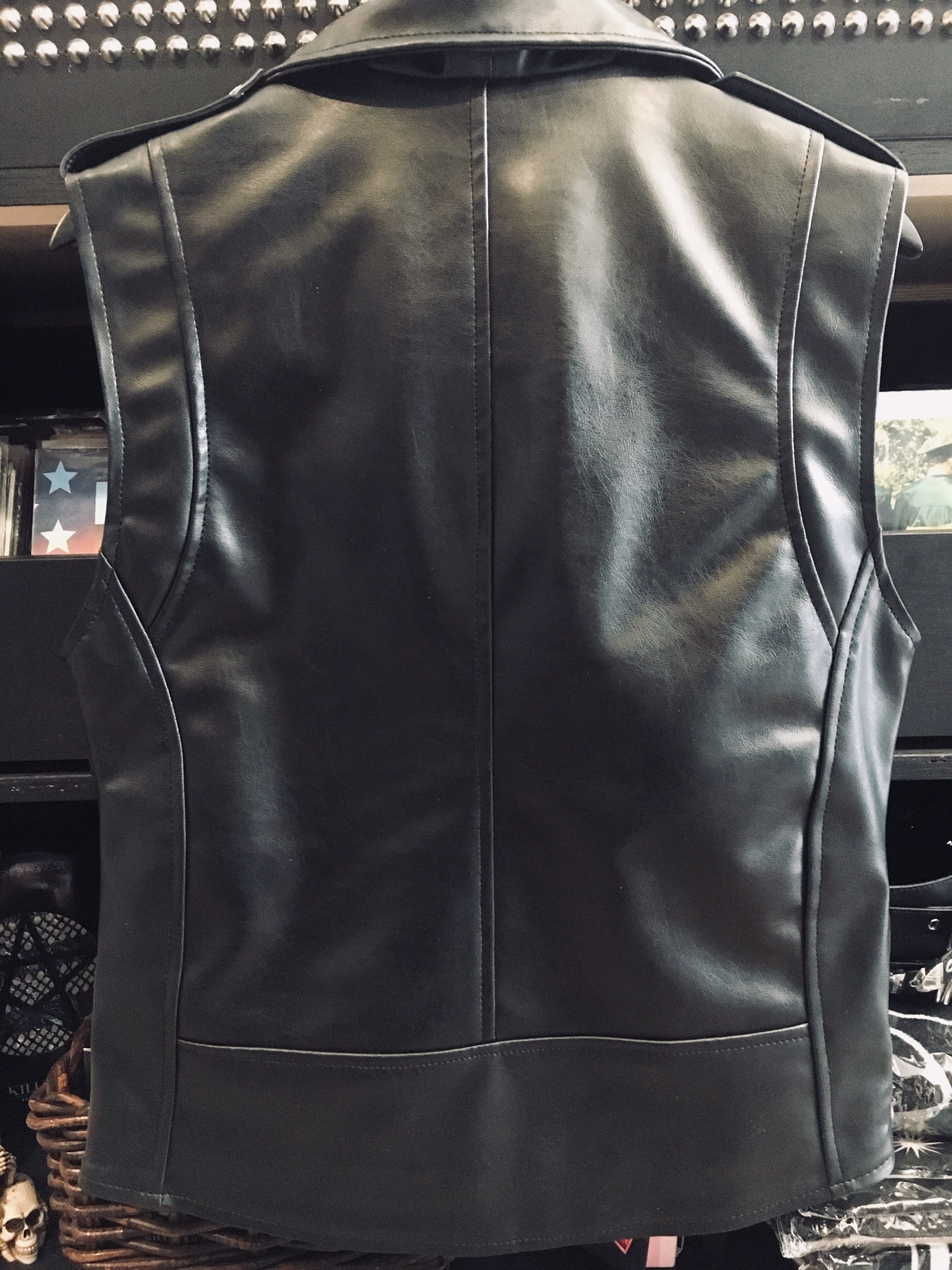 Mens Black Vegan Leather Vest – DeadRockers