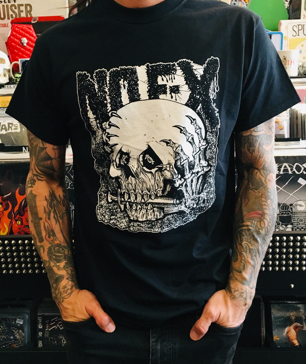 NOFX Skull Shirt – DeadRockers