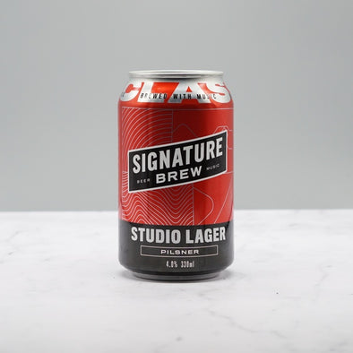 SIGNATURE BREW - STUDIO LAGER 4% - Micro Beers