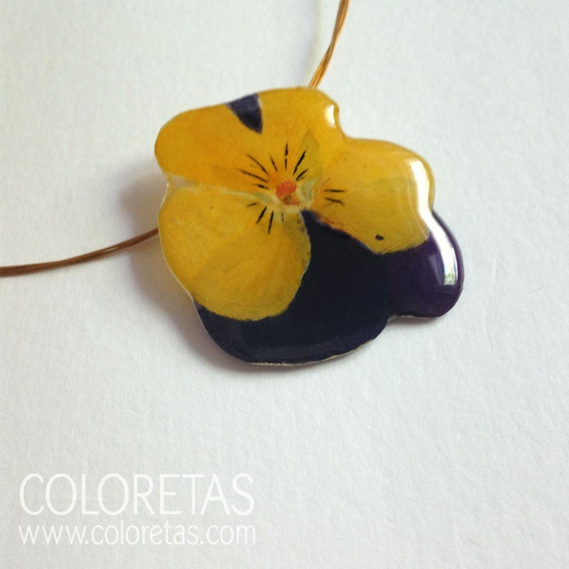 Colgante Pensamiento Amarillo y Morado – COLORETAS