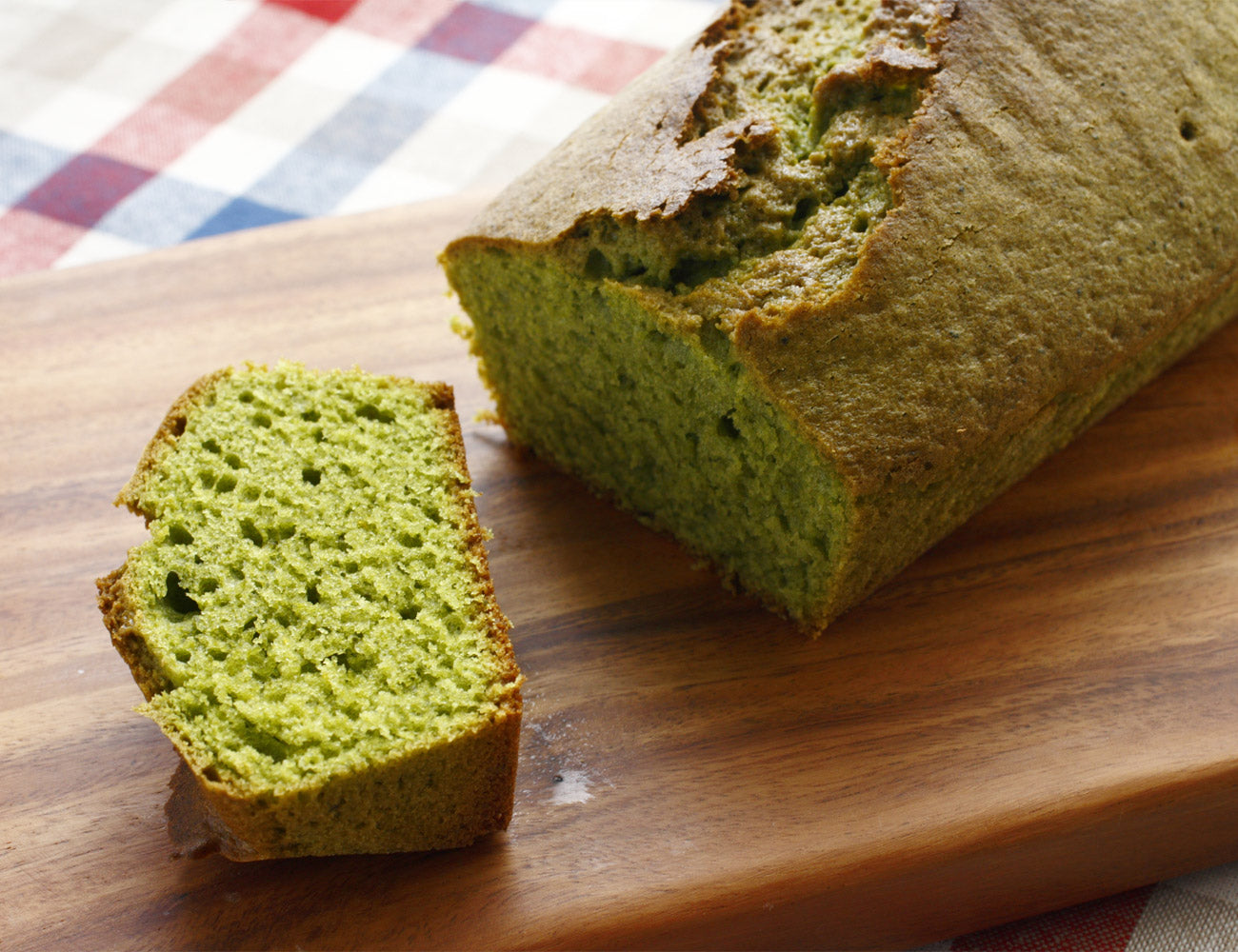 Green Tea Sponge Cake - JUNANDUS