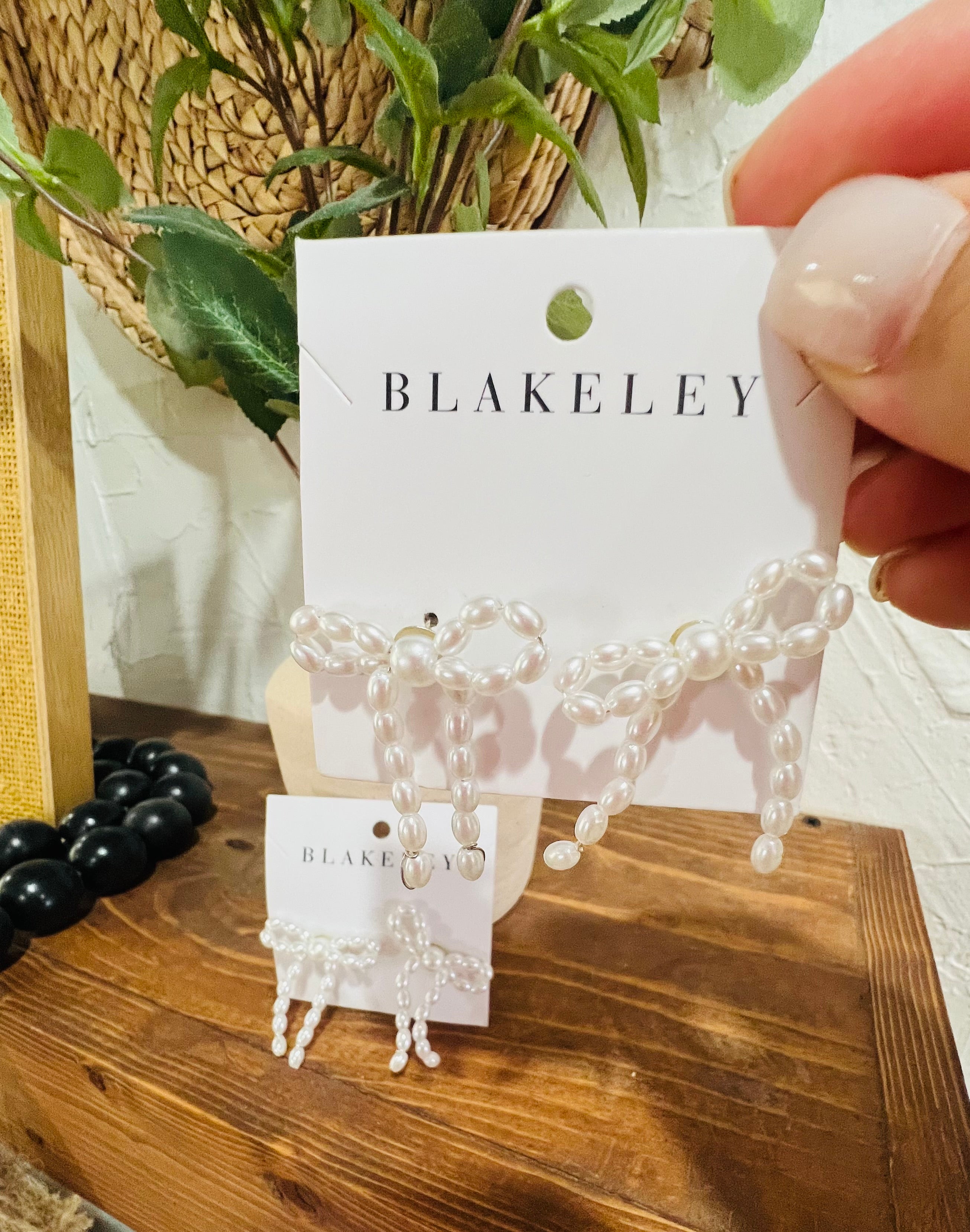 PEARL BOW EARRINGS
