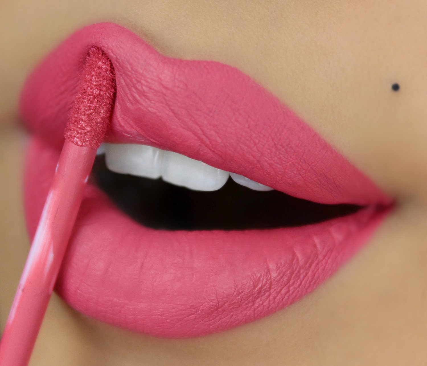 Batom Matte Glitter Lipstick 2 em 1-Bossa Bella - bossabella