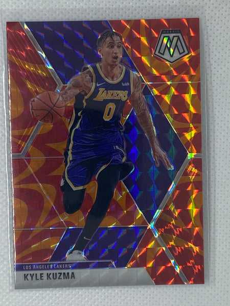 2021-22 Panini Select Kyle Kuzma #70 Concourse Green White Purple 