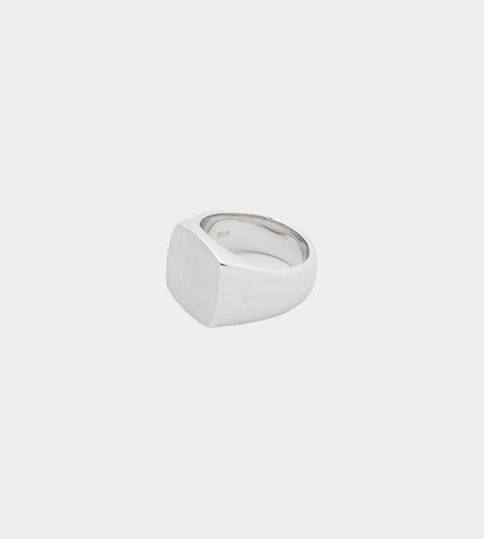 Tom Wood - Large Oval Silver Top Signet Ring – WDLT117