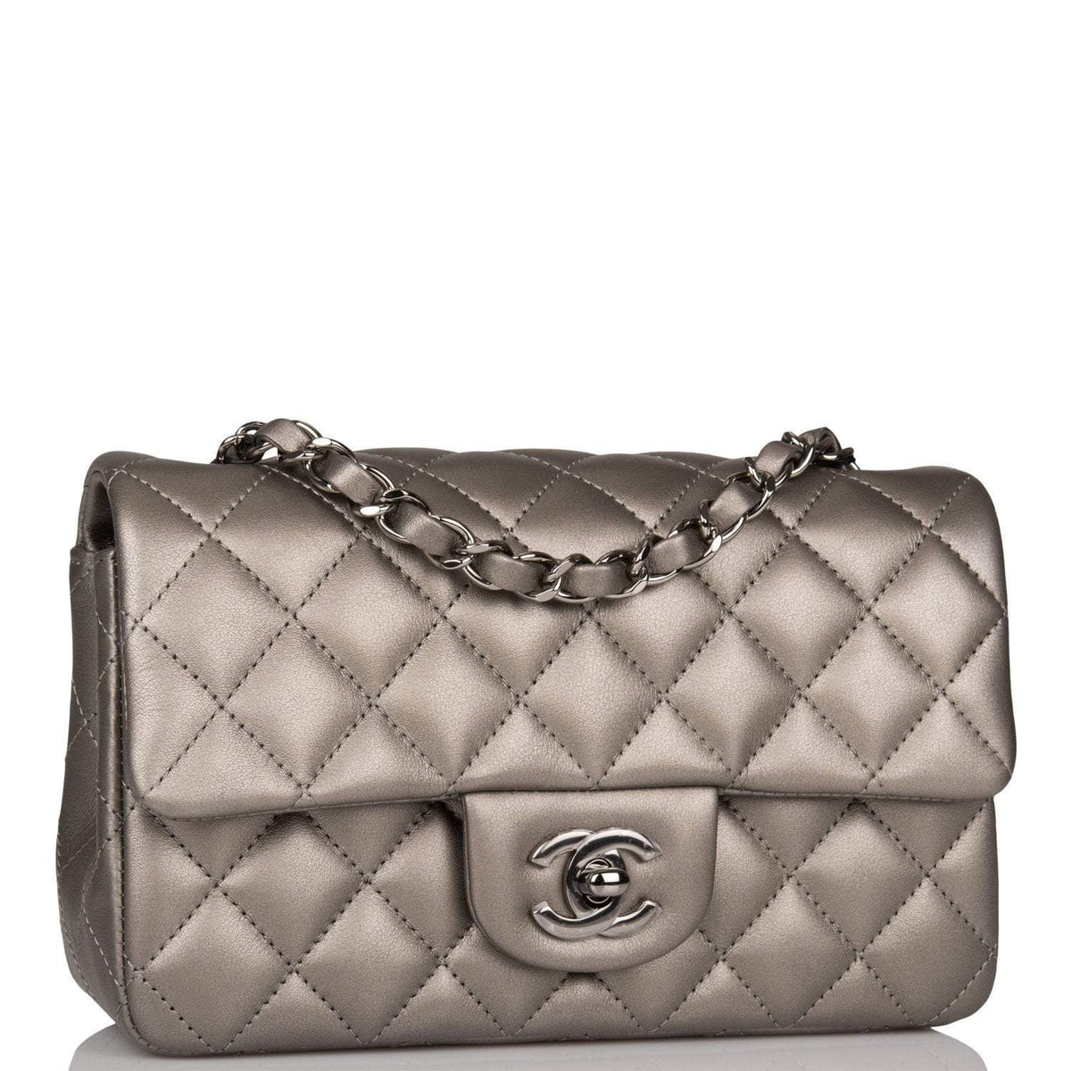 chanel classic beige caviar medium