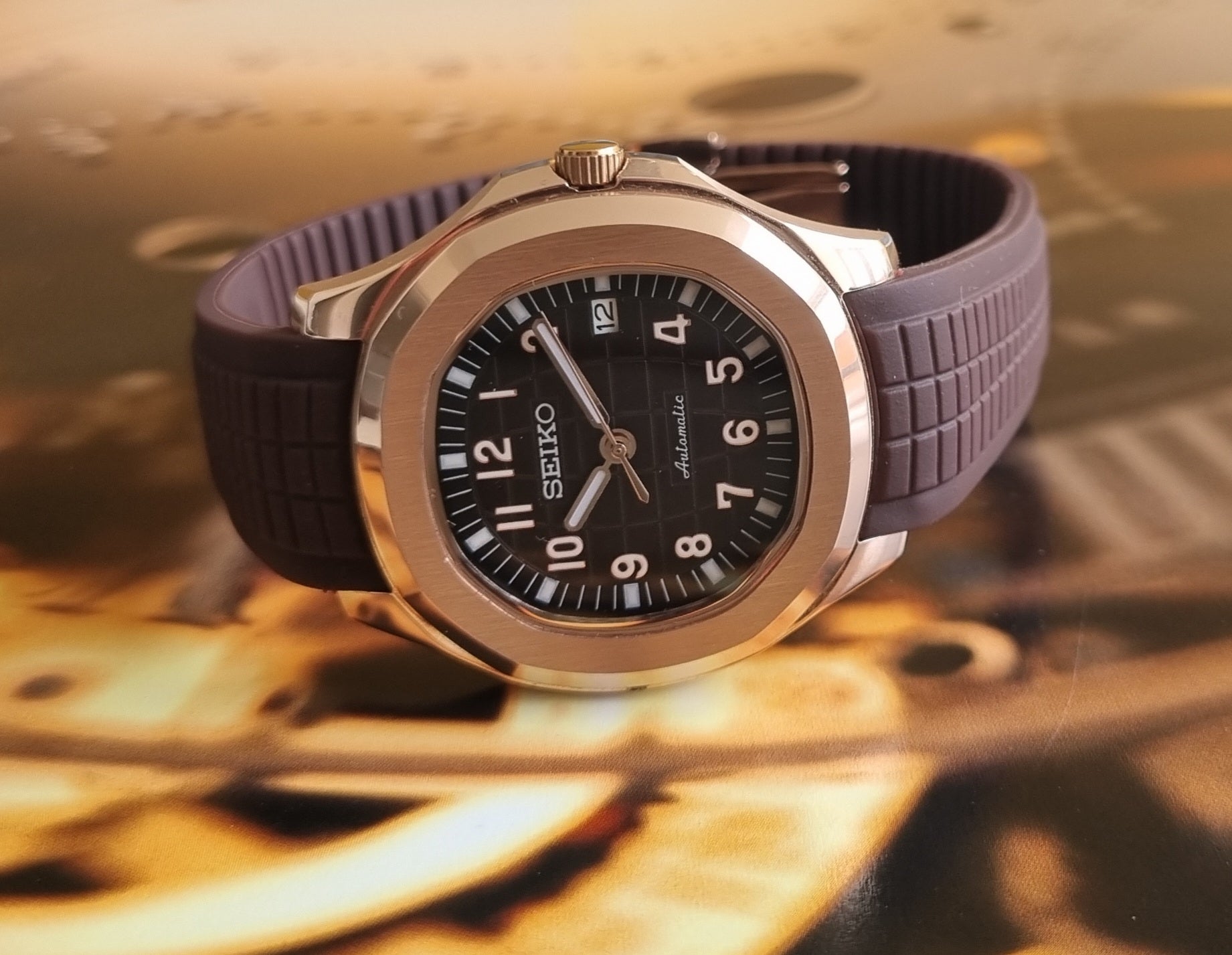 Seiko mod Aquanaut Rose – Lovetomodwatches