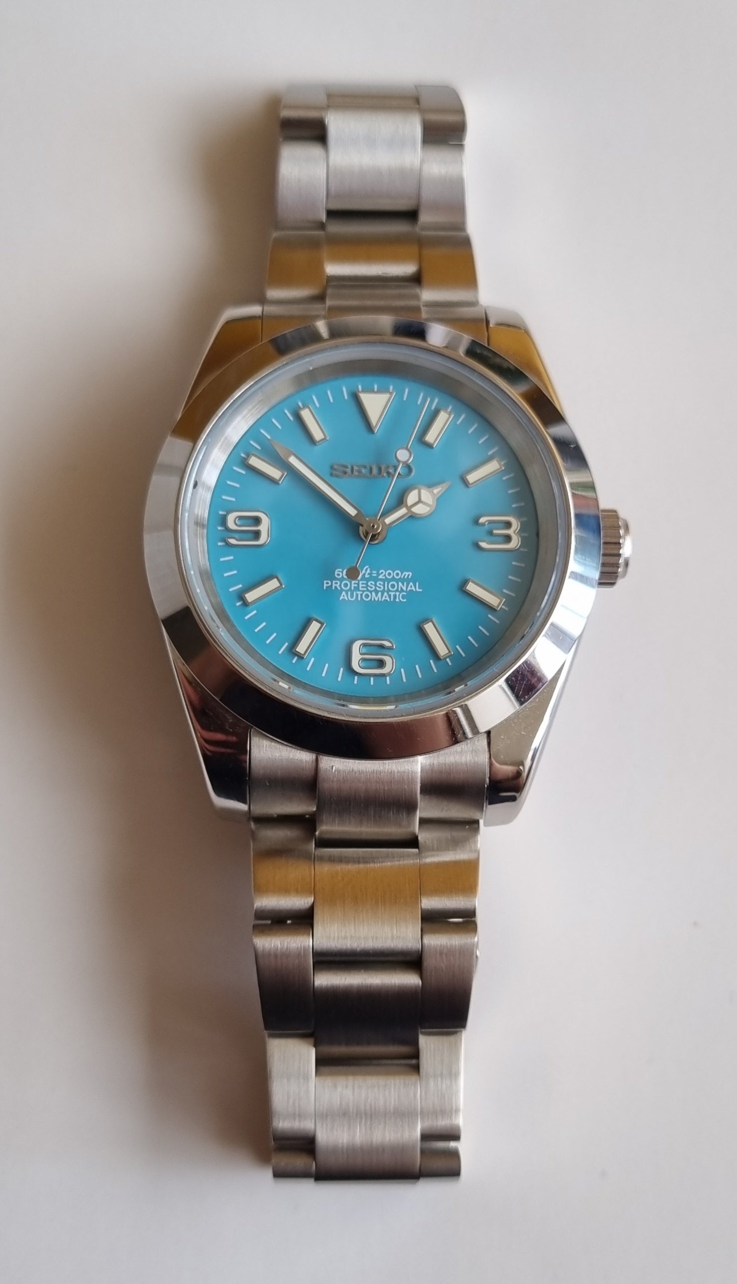 Seiko nh35 40mm Explorer tiffany blue dial – Lovetomodwatches