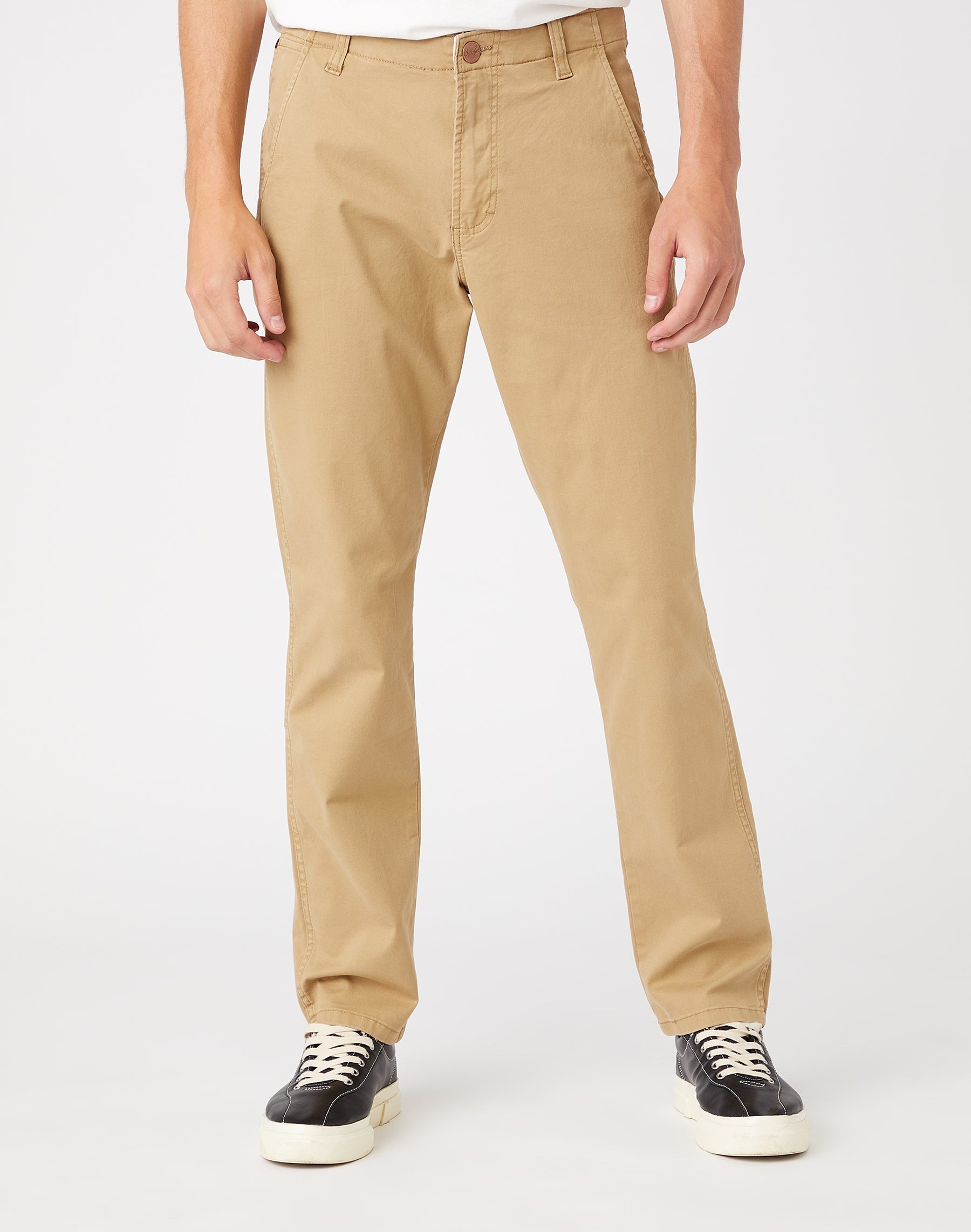 Casey Jones Chino in Kelp | Wrangler Switzerland - WRANGLER Schweiz