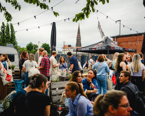 Garten der Rotunde beim Weine vor Freude Festival 2024