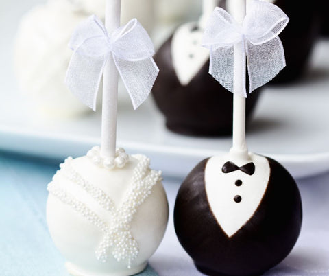 Wedding cake pops