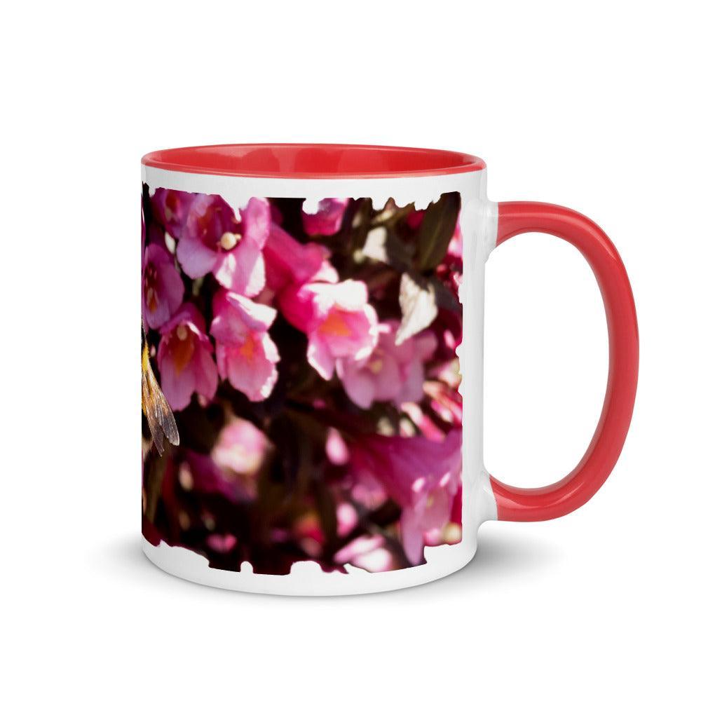 Gartenhummel beim Ernten - Farbige Tasse Howling Nature