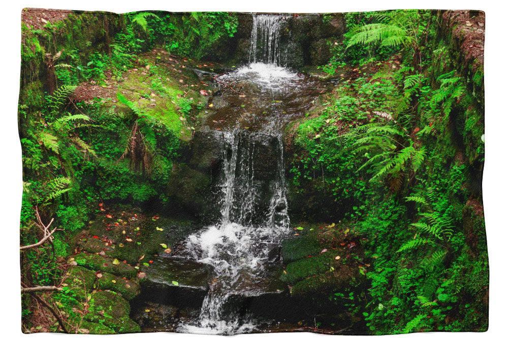 Sächsische Schweiz, kleiner Wasserfall - Kuscheldecke - Howling Nature