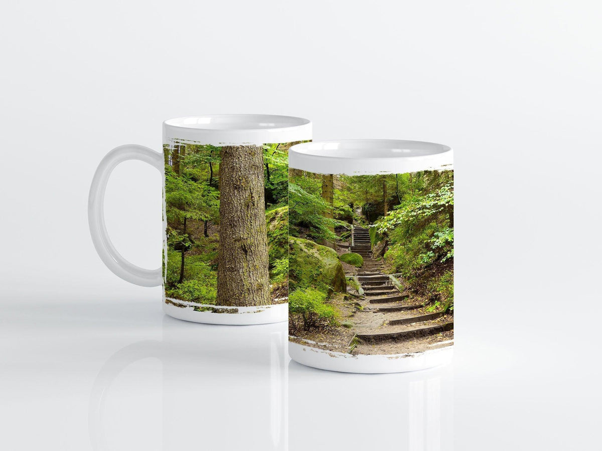 Sächsische Schweiz, Stufen ins Grüne 2 - Tasse, weiß - Howling Nature