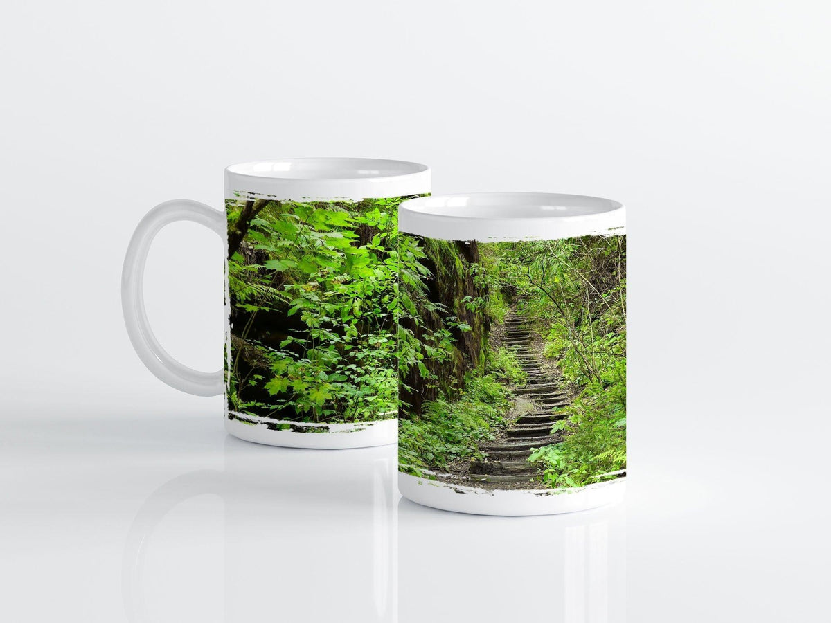 Sächsische Schweiz, Weg hinauf ins Grüne - Tasse, weiß - Howling Nature