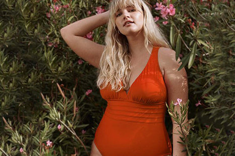 How To Shop for Plus-Size Swimsuits