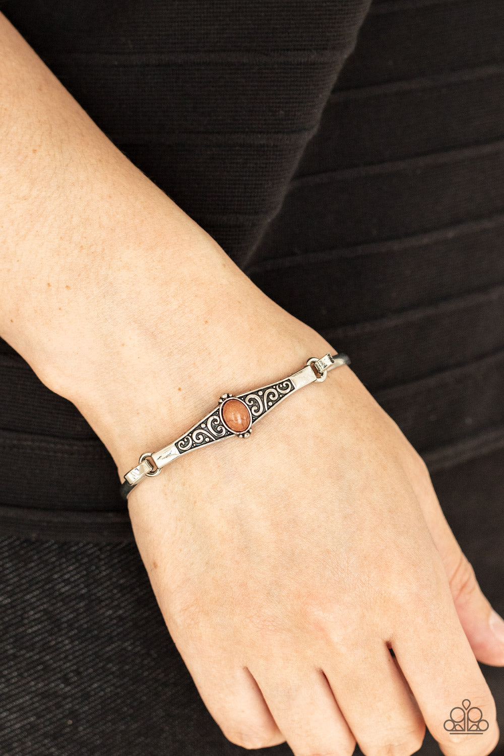 Stone Scrolls - Brown Bracelet