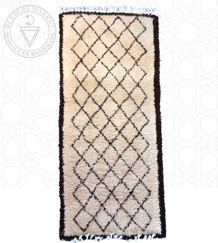 Beni ourain Moroccan runner rug, size: 3.3 x 7.3 ft / 100 x 220 cm